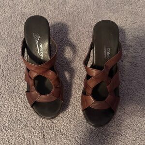 Antelope Brown Wedge Sandals